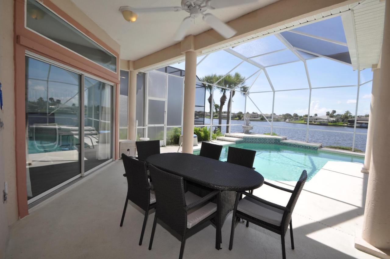 Sunset Bay Beautiful Pool Home - Bring Your Boat Or Jet Ski - Canal With Dock- Sleeps 10 - 4 Bd Palm Coast Exterior photo